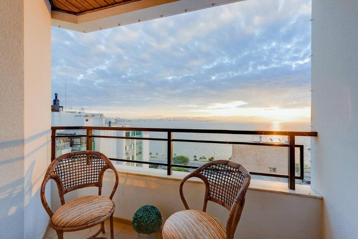Bhomy Centro Beira-Mar Norte Com Linda Vista ฟลอเรียนอโปลิส ภายนอก รูปภาพ