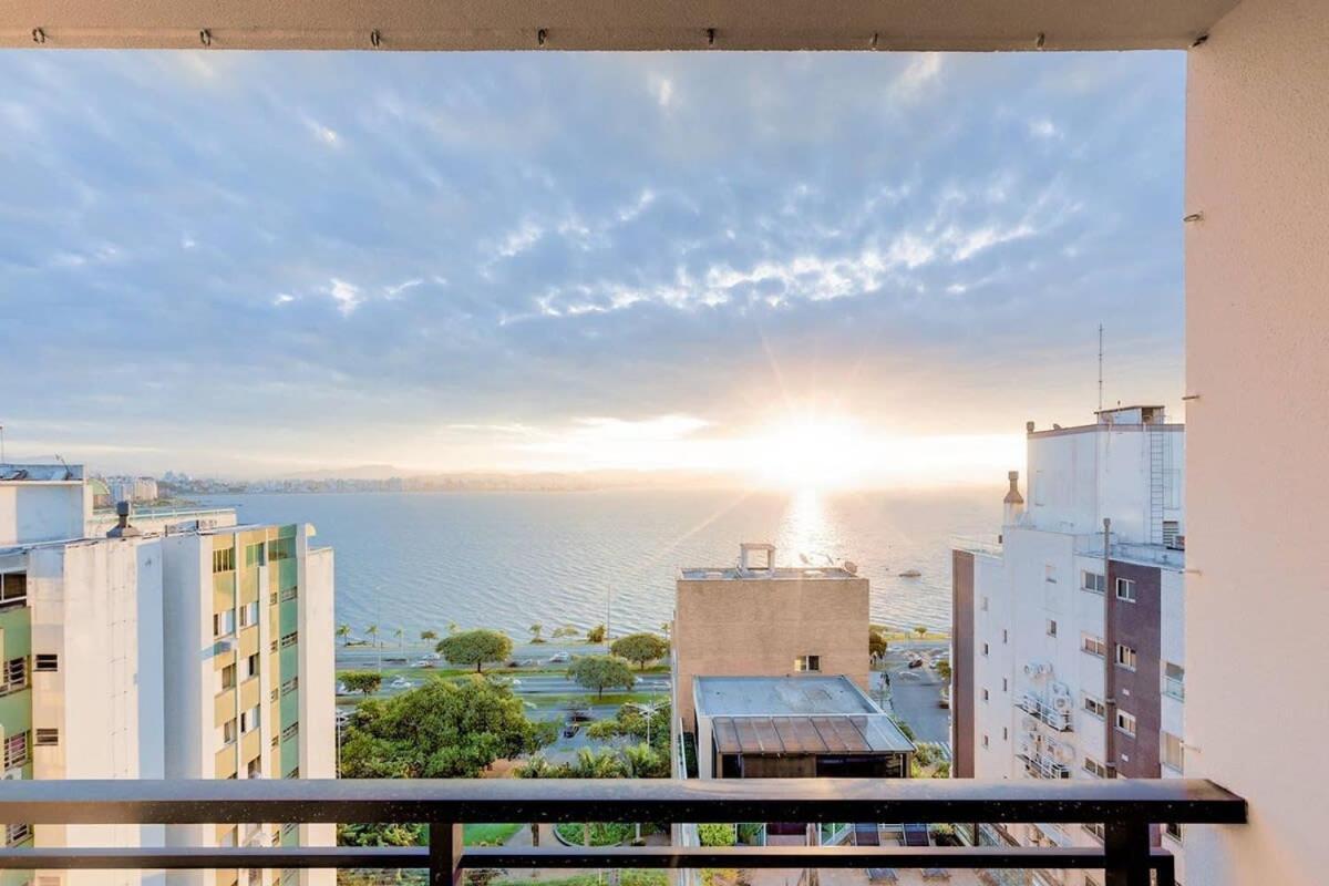 Bhomy Centro Beira-Mar Norte Com Linda Vista ฟลอเรียนอโปลิส ภายนอก รูปภาพ
